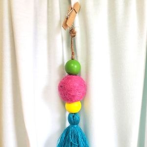 Felt ball diffuser car or home